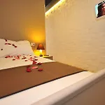 Living 3* Rome