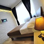 Living Bed & Breakfast