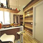 Living 3* Rome