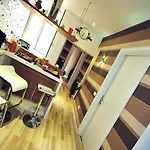 Living Bed & Breakfast 3*
