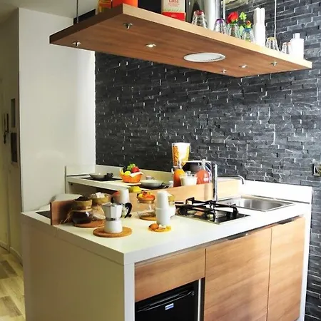 فندق مبيت وإفطار Living روما