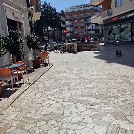 فندق مبيت وإفطار Living روما