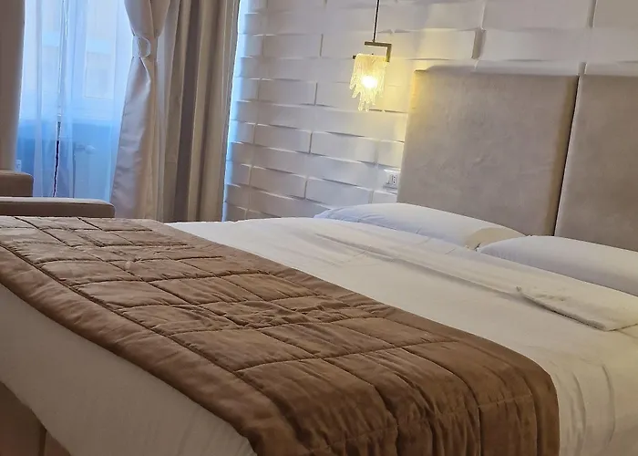 Bed & Breakfast Living 3*