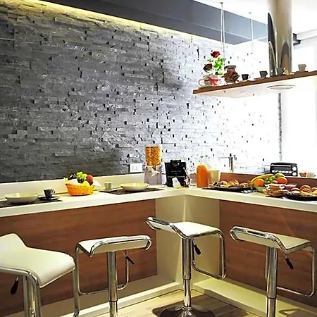 Oda ve Kahvaltı Living Roma