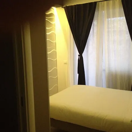Nocleg ze śniadaniem Living 2*