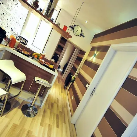 Living Bed & Breakfast 3*